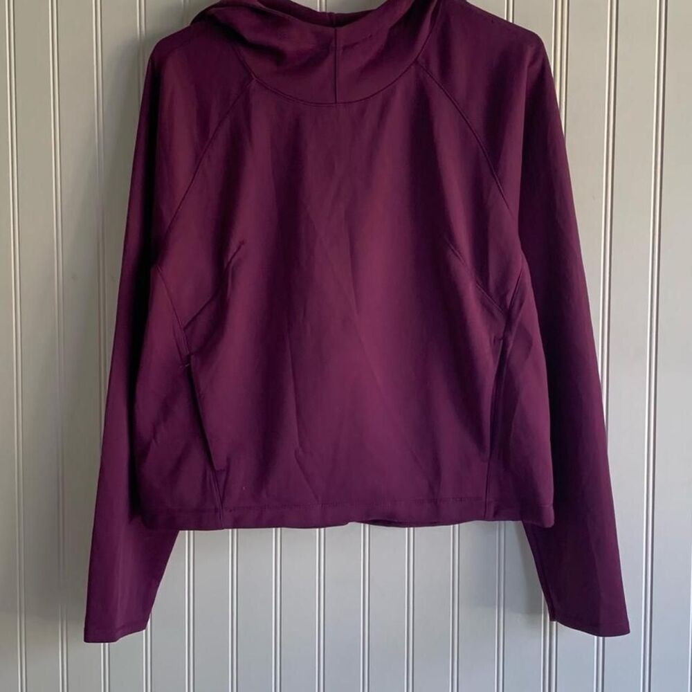 Layers Women's Purple Burgundy Hoodie M